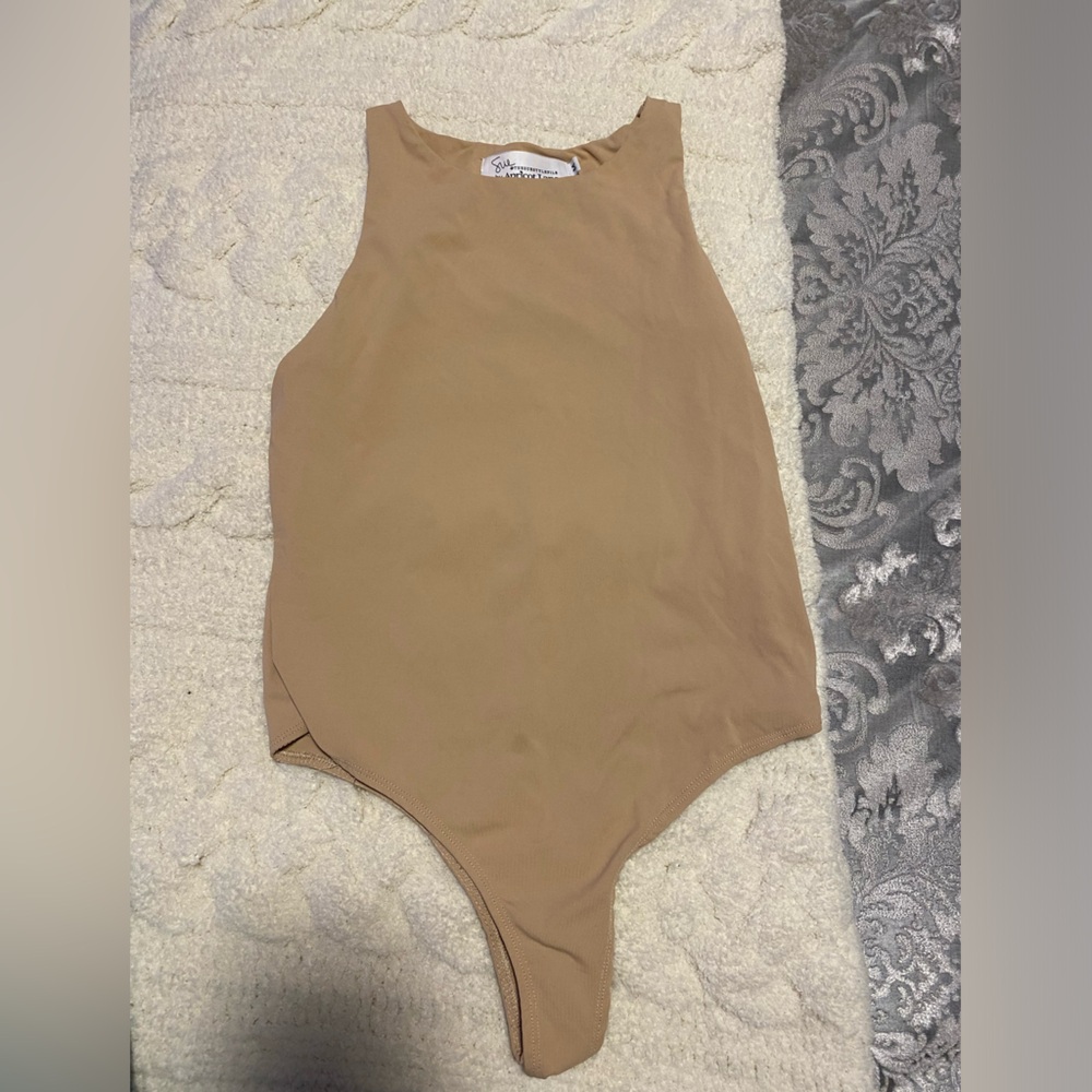 NUDE | ribbed bodysuit size M